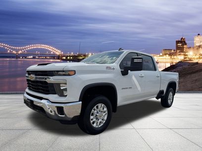 Used 2024 Chevrolet Silverado 2500 LT