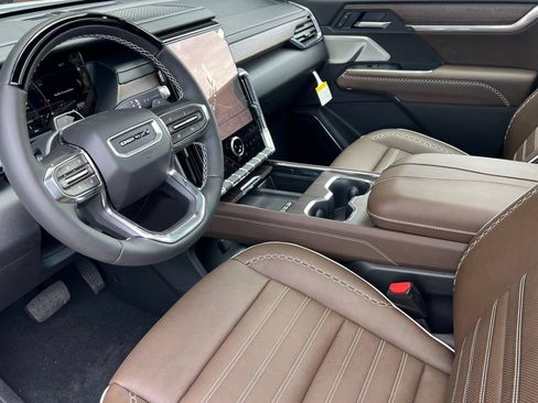 New 2026 GMC Acadia Denali Ultimate AWD/4WD image 7
