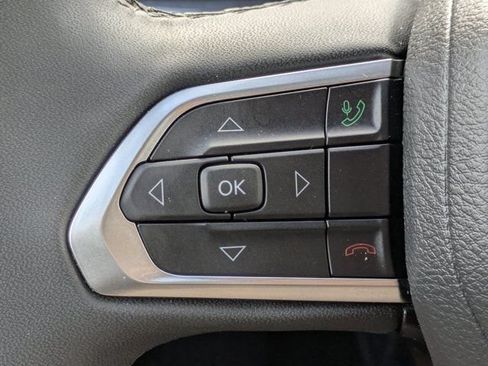 Used 2024 Jeep Compass Latitude AWD/4WD image 25