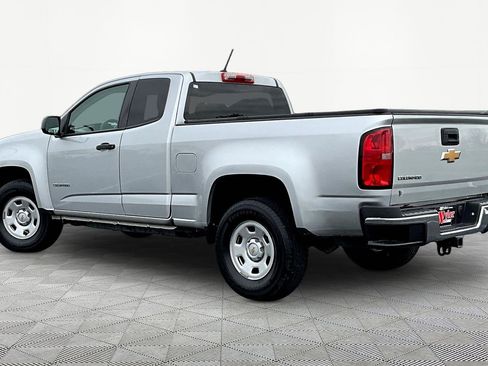 Used 2020 Chevrolet Colorado W/T w/ WT Convenience Package image 4