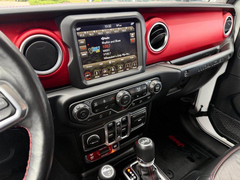 Used 2018 Jeep Wrangler Unlimited Rubicon AWD/4WD image 25