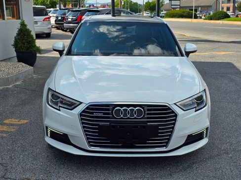 Used 2017 Audi A3 e-tron Premium FWD image 2