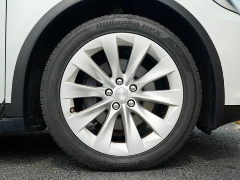 Used 2020 Tesla Model X Long Range AWD/4WD image 20