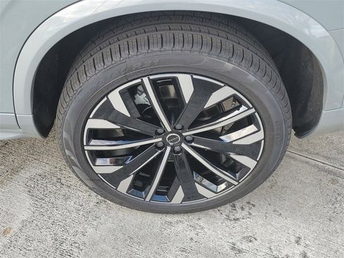 New 2026 Volvo XC90 T8 Ultra w/ Protection Package Premier image 5