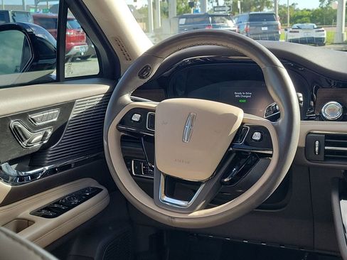 Used 2022 Lincoln Corsair Grand Touring w/ Elements Technology Bundle AWD/4WD image 14