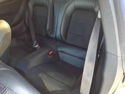 Used 2016 Ford Mustang GT Premium image 16