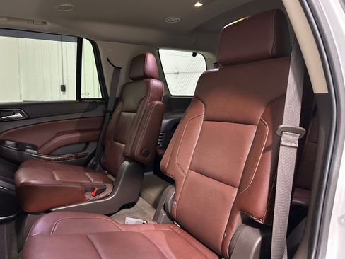Used 2019 Chevrolet Tahoe Premier AWD/4WD image 31