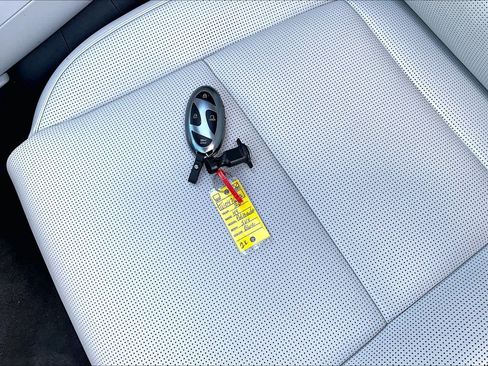 Certified 2026 Hyundai Palisade Calligraphy FWD image 27