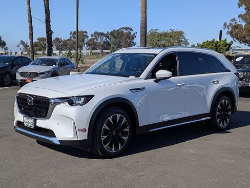 Certified 2024 MAZDA CX-90 Plug-In Hybrid w/ Premium Pkg image 6