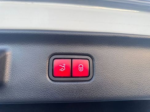 Used 2022 Mercedes-Benz S 500 4MATIC image 10