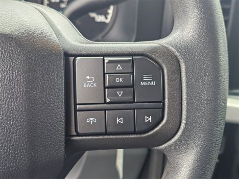 Used 2024 Ford F350 XLT image 33