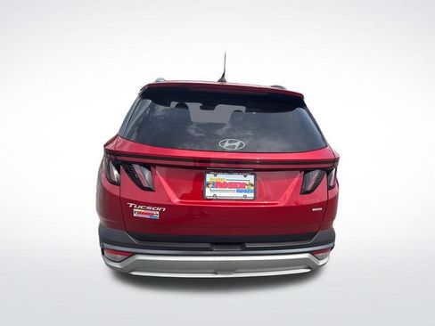 Certified 2025 Hyundai Tucson SEL AWD/4WD image 4