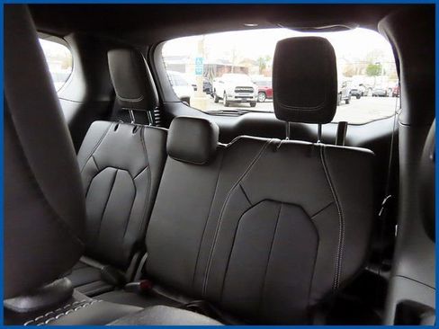 New 2026 Chrysler Pacifica Select image 11