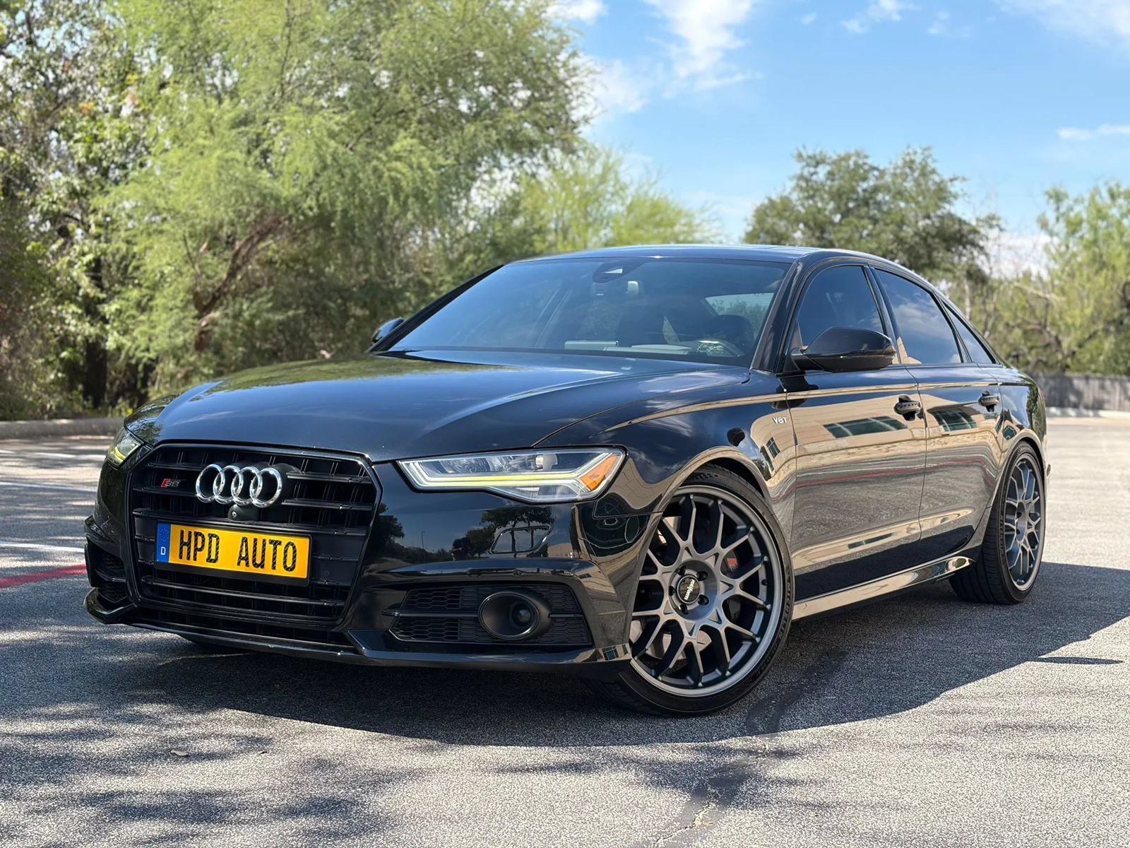 Used 2017 Audi S6 Prestige w/ Prestige Package AWD/4WD image 2