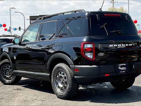 Used 2024 Ford Bronco Sport Outer Banks AWD/4WD image 3