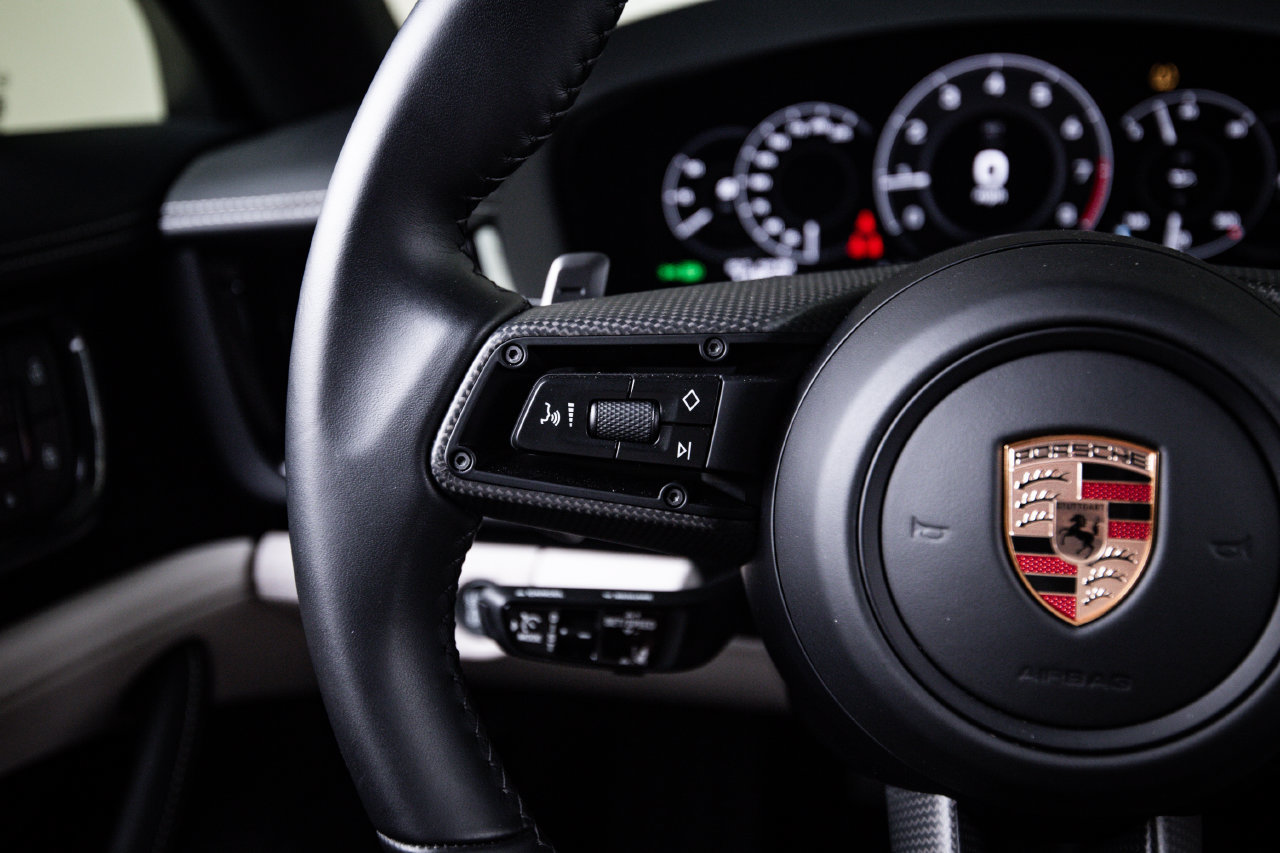 Certified 2026 Porsche Panamera GTS AWD/4WD image 17