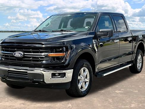 Certified 2025 Ford F150 XLT w/ Equipment Group 301A Standard AWD/4WD image 4