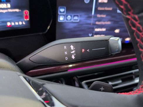 Certified 2024 Chevrolet Traverse RS w/ LPO, Floor Liner Package image 31