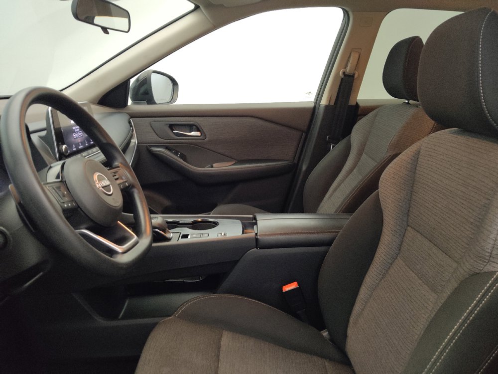 Used 2022 Nissan Rogue SV FWD image 17