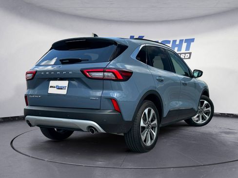 Used 2025 Ford Escape Platinum image 5