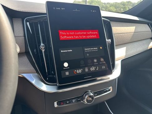 New 2026 Volvo XC90 T8 Ultra image 16