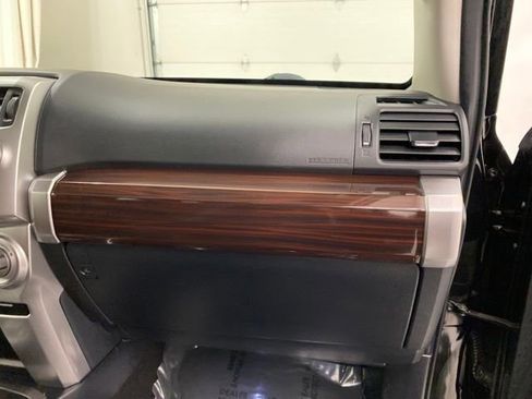 Used 2017 Toyota 4Runner Limited image 41