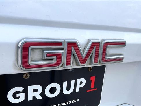 Used 2017 GMC Yukon SLT w/ Open Road Package image 27