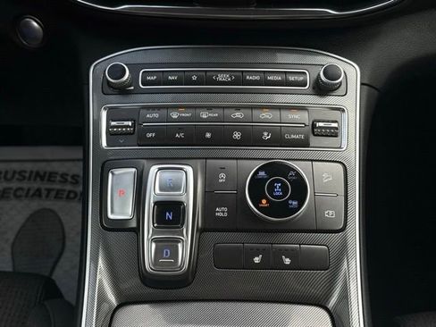 Used 2023 Hyundai Santa Fe SEL image 32