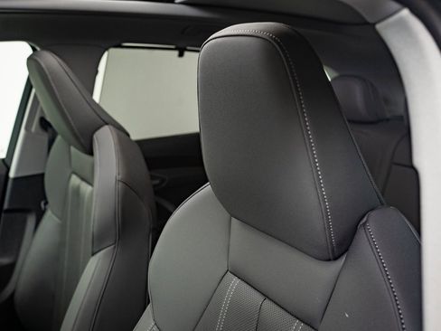 New 2025 Audi Q5 Premium Plus image 21