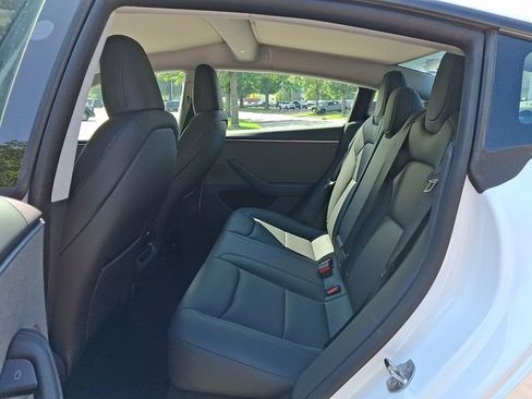 Used 2025 Tesla Model 3 Long Range RWD image 10