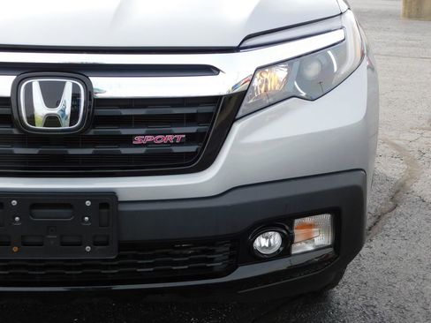 Used 2020 Honda Ridgeline Sport image 13