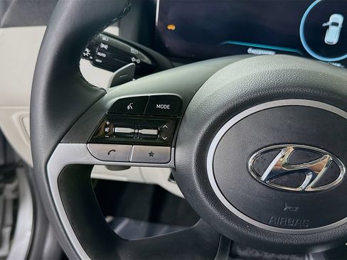 Certified 2024 Hyundai Tucson Limited AWD/4WD image 23