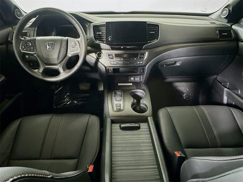 Used 2022 Honda Passport TrailSport image 16