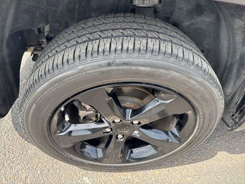 Used 2023 Jeep Grand Cherokee Altitude RWD image 45