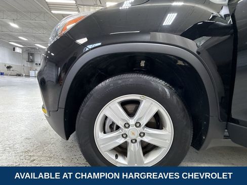 Certified 2022 Chevrolet Trax LS w/ Tint and Cruise Package image 41