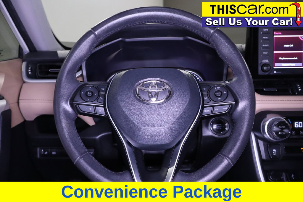 Used 2021 Toyota RAV4 XLE Premium FWD image 17