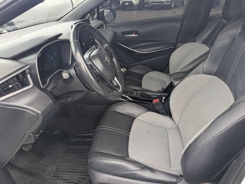 Used 2021 Toyota Corolla XSE FWD image 25