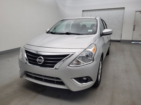 Used 2019 Nissan Versa SV w/ SV Special Edition Package FWD image 15