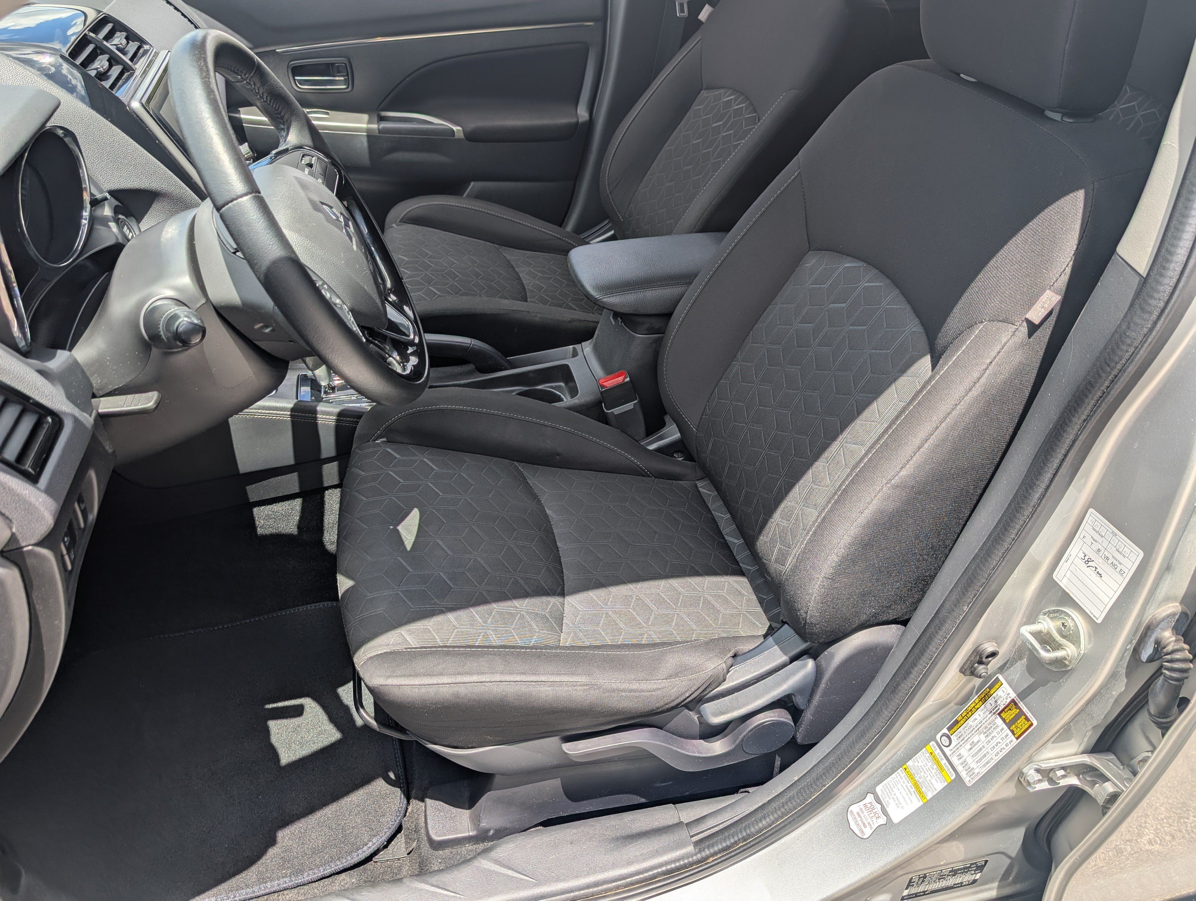 Used 2020 Mitsubishi Outlander Sport ES AWD/4WD image 16
