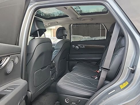 Used 2025 Genesis GV80 3.5T Prestige image 23