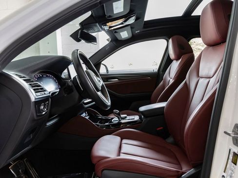 Certified 2023 BMW X4 M40i w/ Premium Package image 15