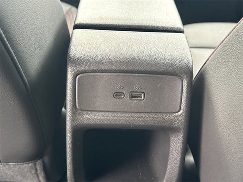 Used 2025 Chevrolet Trax RS w/ Driver Confidence Package image 25