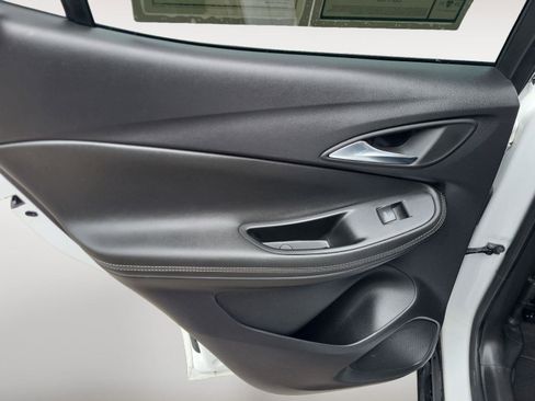 Used 2024 Buick Encore GX Sport Touring image 17