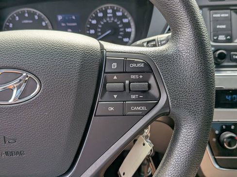 Used 2015 Hyundai Sonata SE w/ Cargo Package FWD image 21