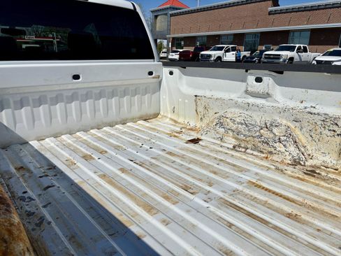 Used 2018 Chevrolet Silverado 1500 W/T w/ WT Convenience Package AWD/4WD image 11