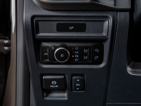 Used 2026 Ford F150 Lariat w/ Equipment Group 502A High AWD/4WD image 16