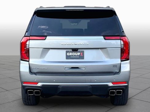 Used 2025 GMC Yukon Denali w/ Denali Reserve Package AWD/4WD image 5