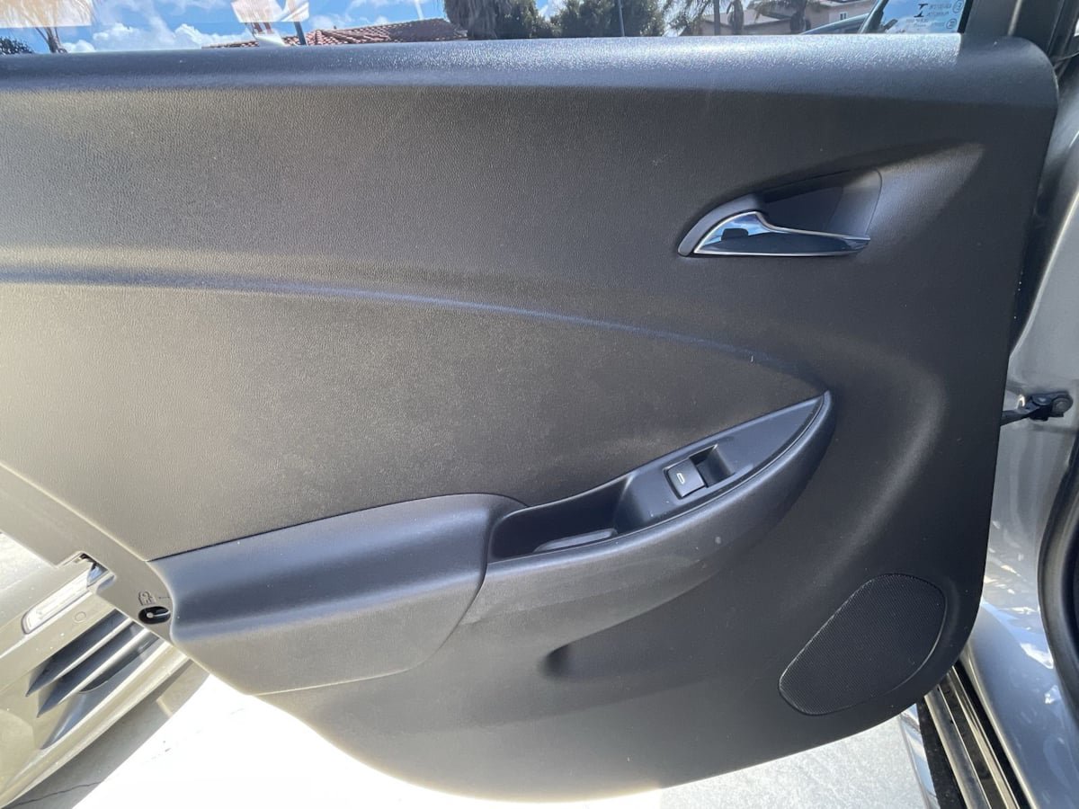 Used 2018 Chevrolet Volt LT FWD image 18