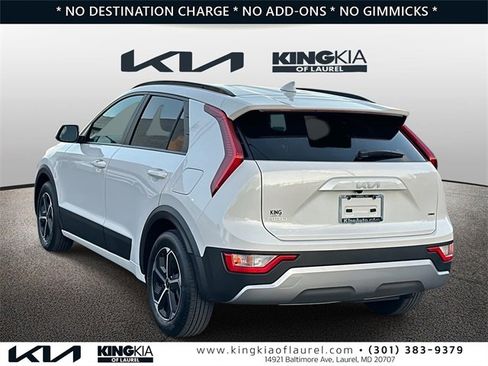Used 2025 Kia Niro LX image 25