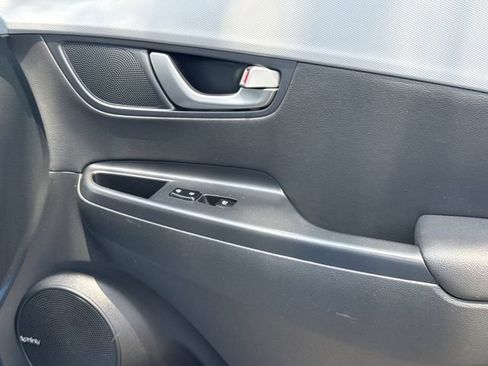 Used 2019 Hyundai Kona Ultimate FWD image 29